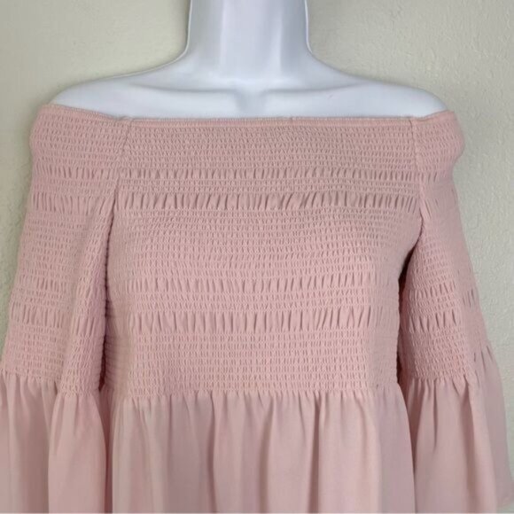Aritzia Babaton pink smocked off shoulder flare top L - Picture 2 of 10
